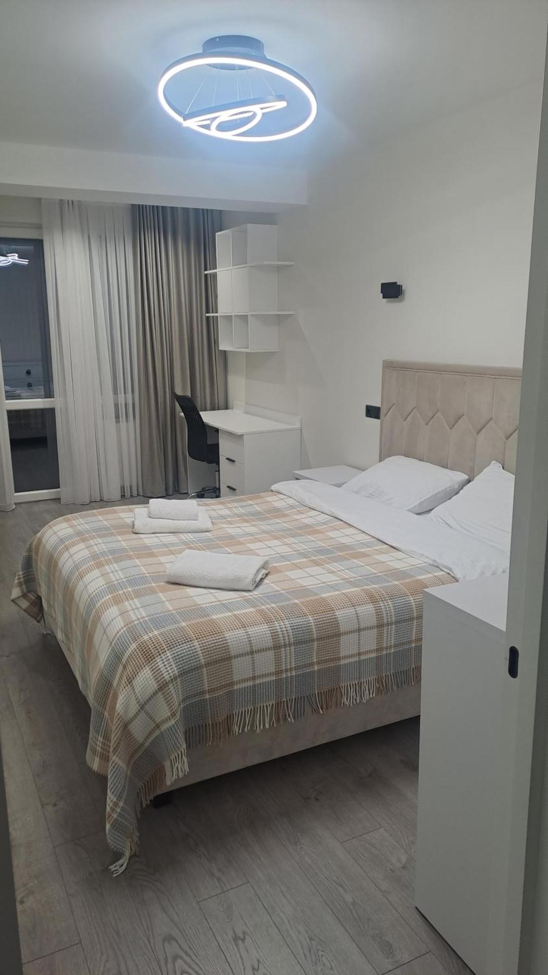 Аэропорт Апартаменты 24&24 Chisinau Exterior photo